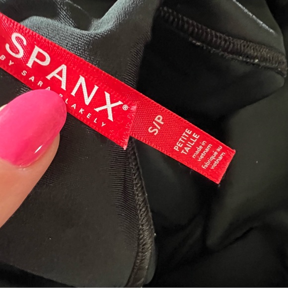 SPANX BLACK FAUX LEATHER HIGH WAISTED FULL LENGTH LEGGING SIZE SMALL - Picture 8 of 10